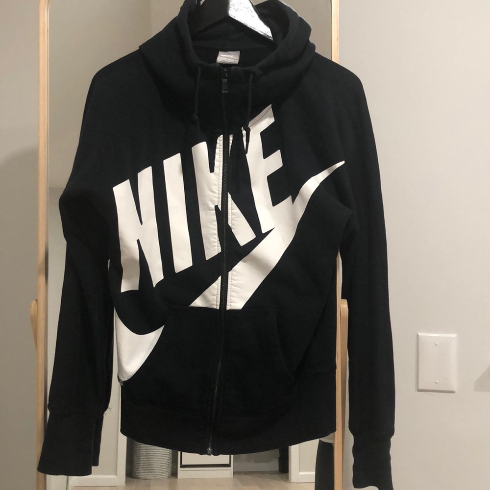 Nike | High neck Zip-Up Sweater
